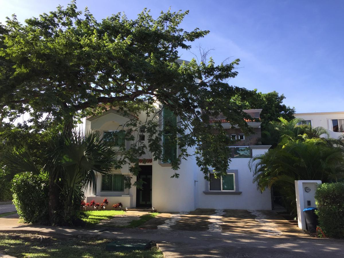 Esquina De La Felicidad De Playacar Bed & Breakfast Плая дел Кармен Екстериор снимка