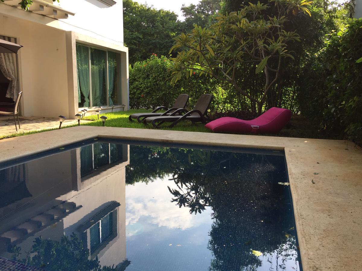 Esquina De La Felicidad De Playacar Bed & Breakfast Плая дел Кармен Екстериор снимка
