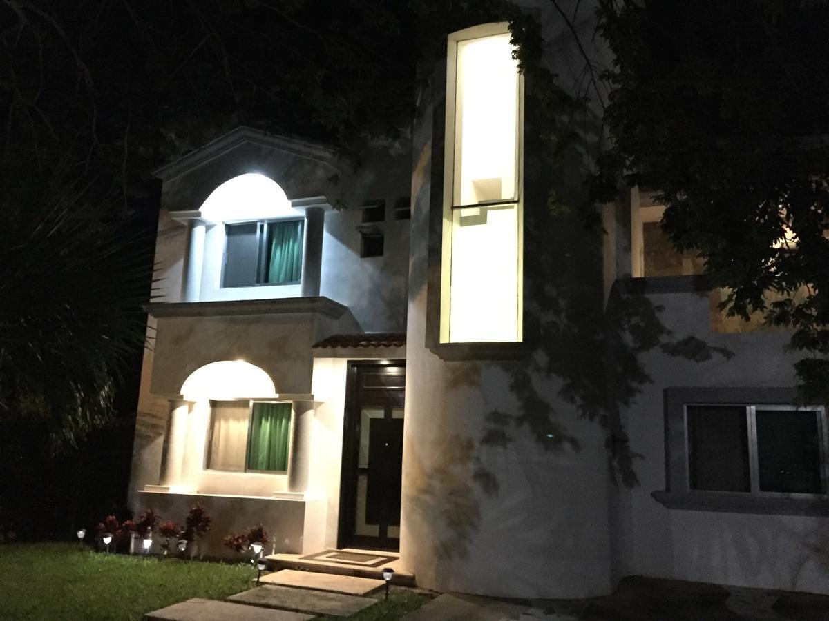 Esquina De La Felicidad De Playacar Bed & Breakfast Плая дел Кармен Екстериор снимка