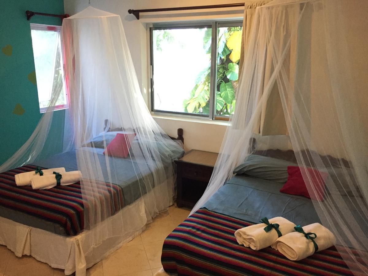Esquina De La Felicidad De Playacar Bed & Breakfast Плая дел Кармен Екстериор снимка